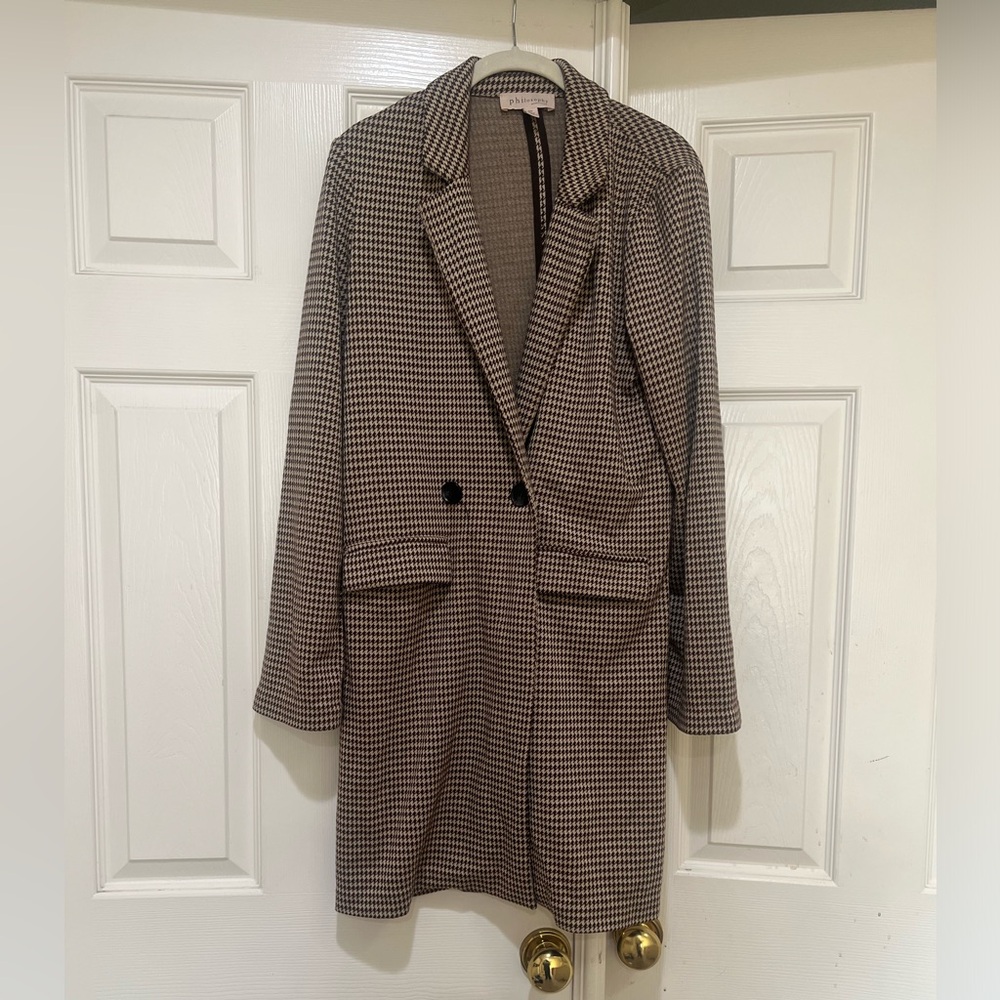 Philosophy Coffee/Tan Long Coat,Houndstooth Size small Long Sleeve casual work